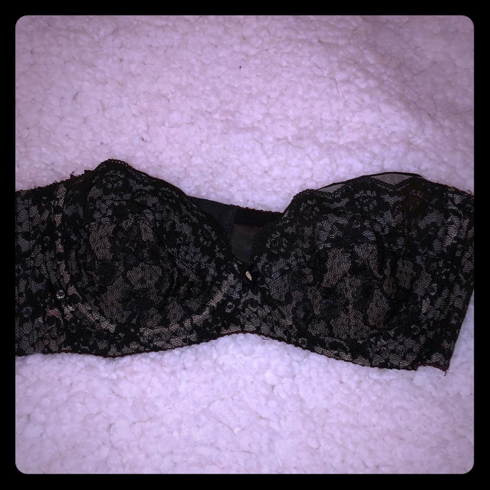 Strapless bra